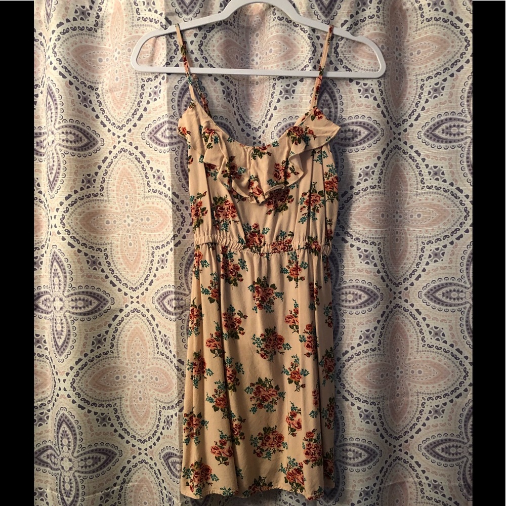 Cream Flower Ruffle Day Dress